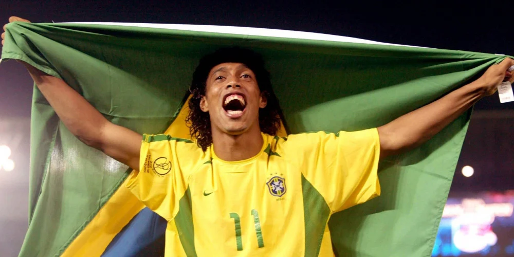 Tên thật của Ronaldinho có ý nghĩa gì?