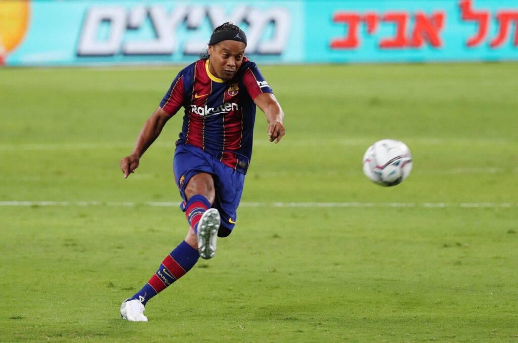 Giới thiệu về cầu thủ Ronaldinho